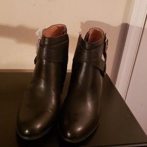 Vionic Ankle Boots